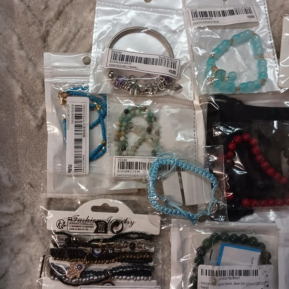 NWT 26 ASSORTED BRACELETS - Picture 2 of 5